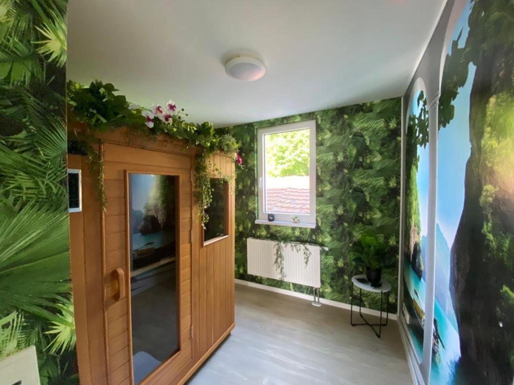 Schoene Ferienwohnung „Zum Glueck Tropical“ Eisenach Ngoại thất bức ảnh