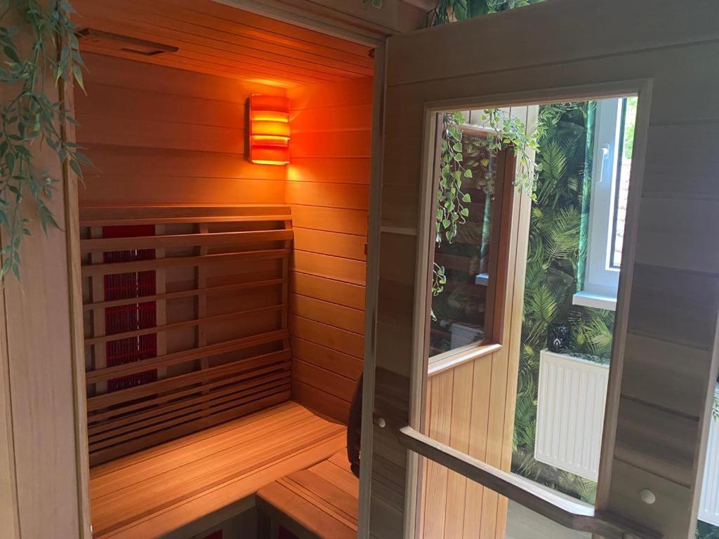 Schoene Ferienwohnung „Zum Glueck Tropical“ Eisenach Ngoại thất bức ảnh