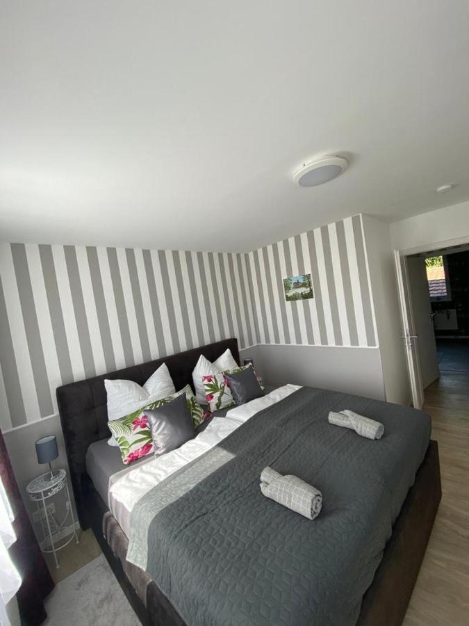 Schoene Ferienwohnung „Zum Glueck Tropical“ Eisenach Ngoại thất bức ảnh